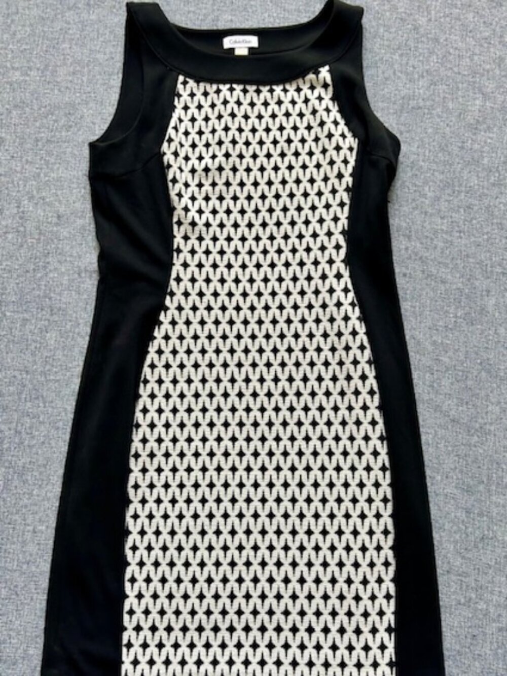 Calvin Klein Sheath Dress Women's 10 Black White Slimming